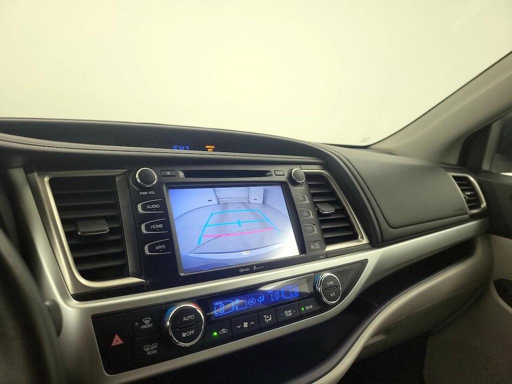 used 2015 Toyota Highlander car, priced at $22,998