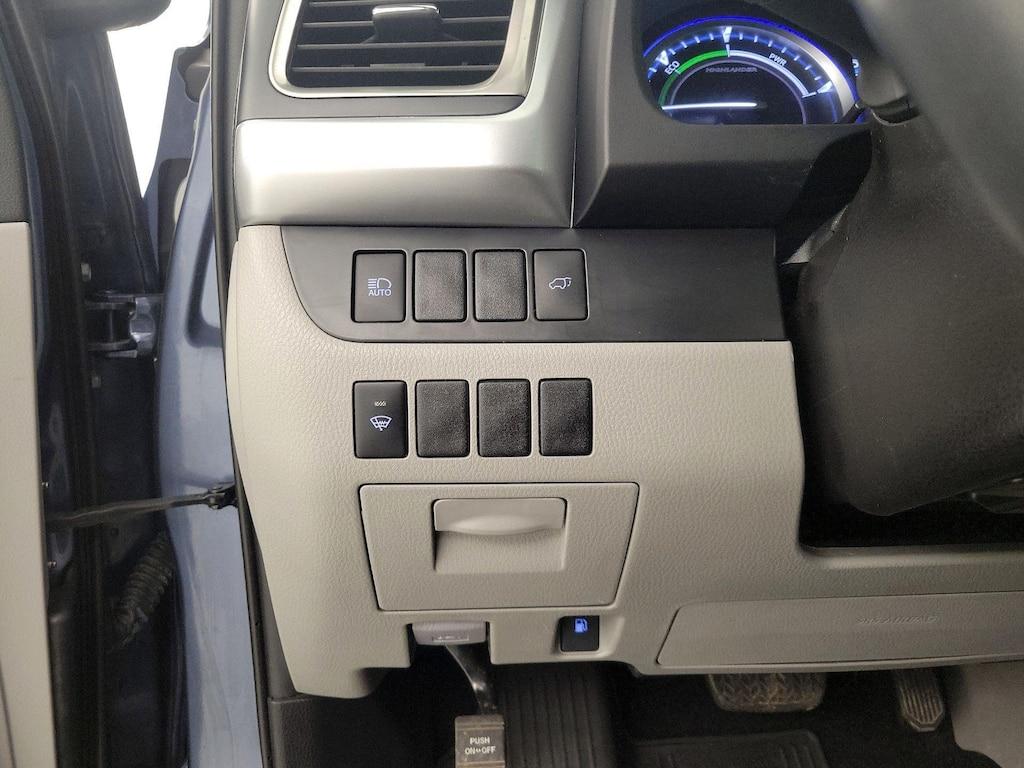 used 2019 Toyota Highlander Hybrid car, priced at $32,998