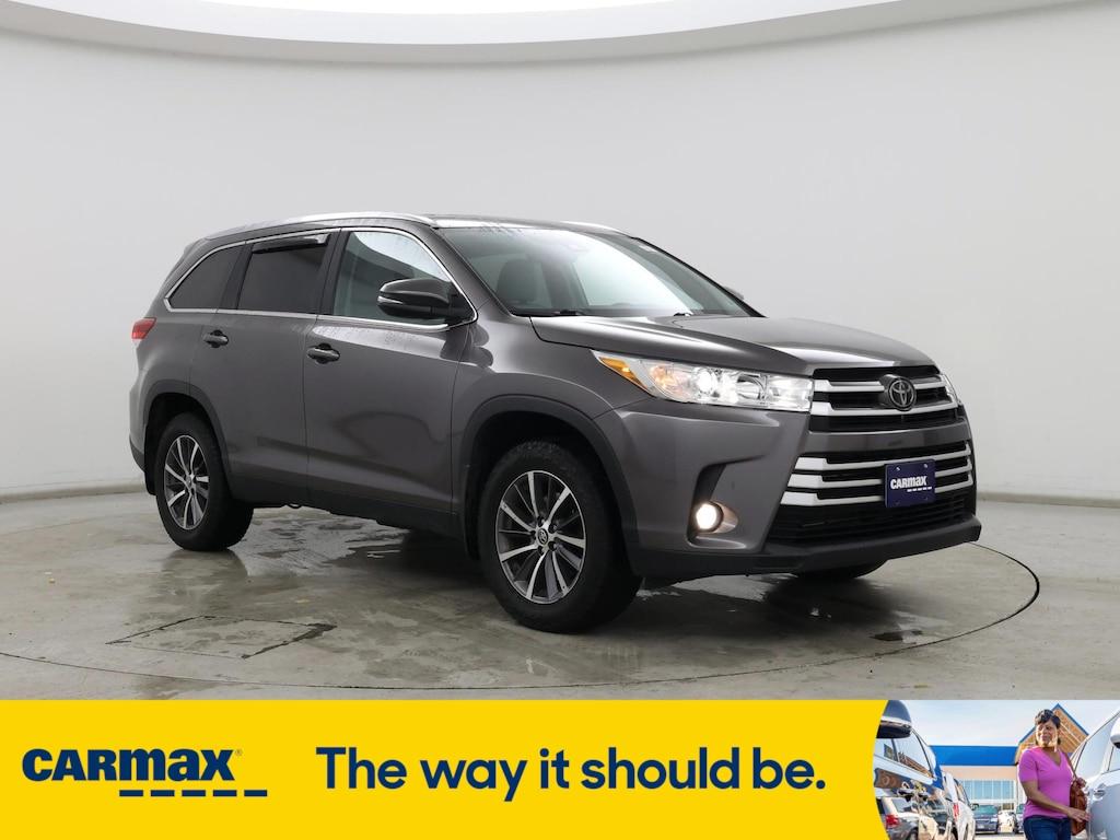 used 2019 Toyota Highlander car, priced at $32,998