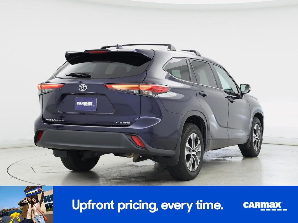 used 2023 Toyota Highlander car, priced at $37,998
