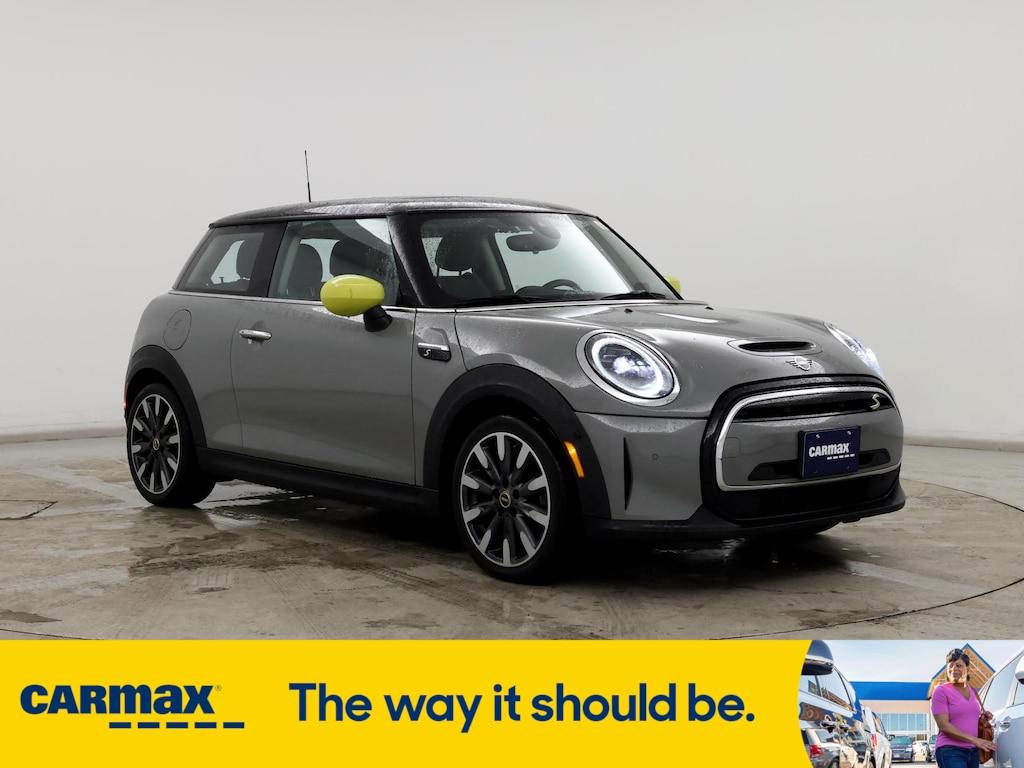 used 2022 MINI SE Hardtop car, priced at $23,998