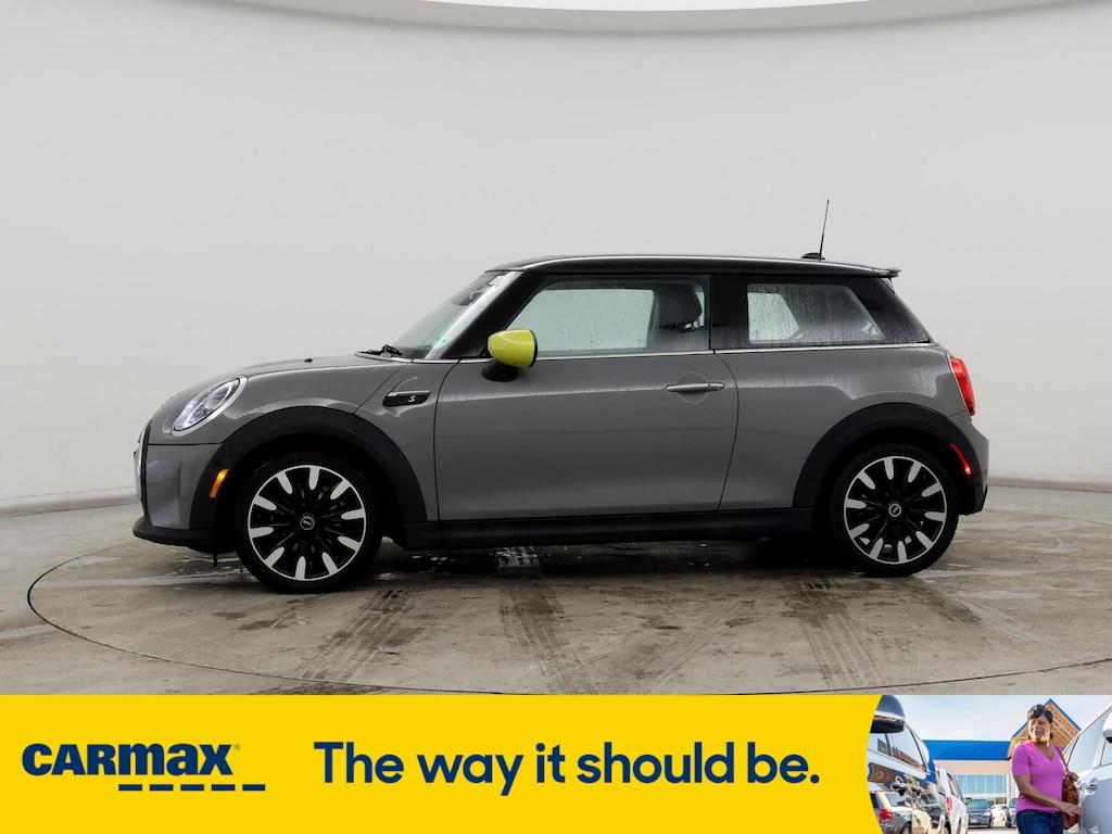 used 2022 MINI SE Hardtop car, priced at $23,998