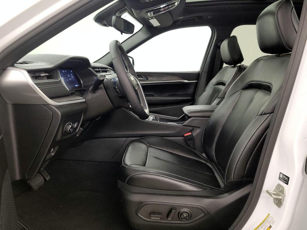 used 2024 Jeep Grand Cherokee car, priced at $48,998