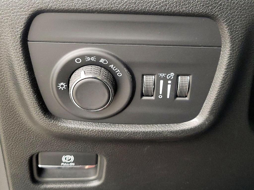 used 2024 Jeep Grand Cherokee car, priced at $37,998