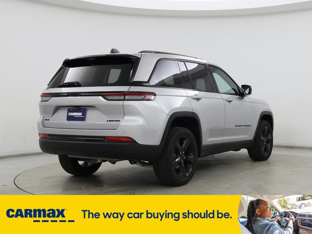 used 2025 Jeep Grand Cherokee car, priced at $47,998
