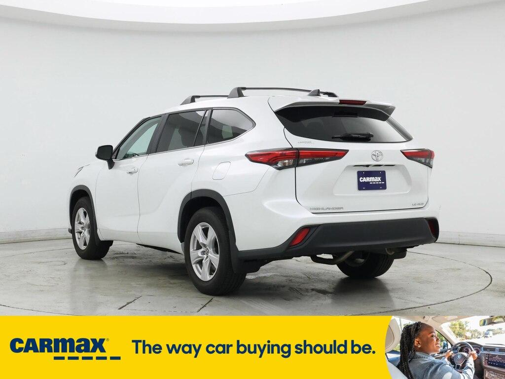 used 2023 Toyota Highlander car, priced at $35,998