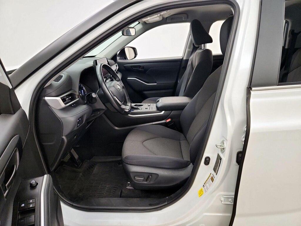 used 2023 Toyota Highlander car, priced at $35,998