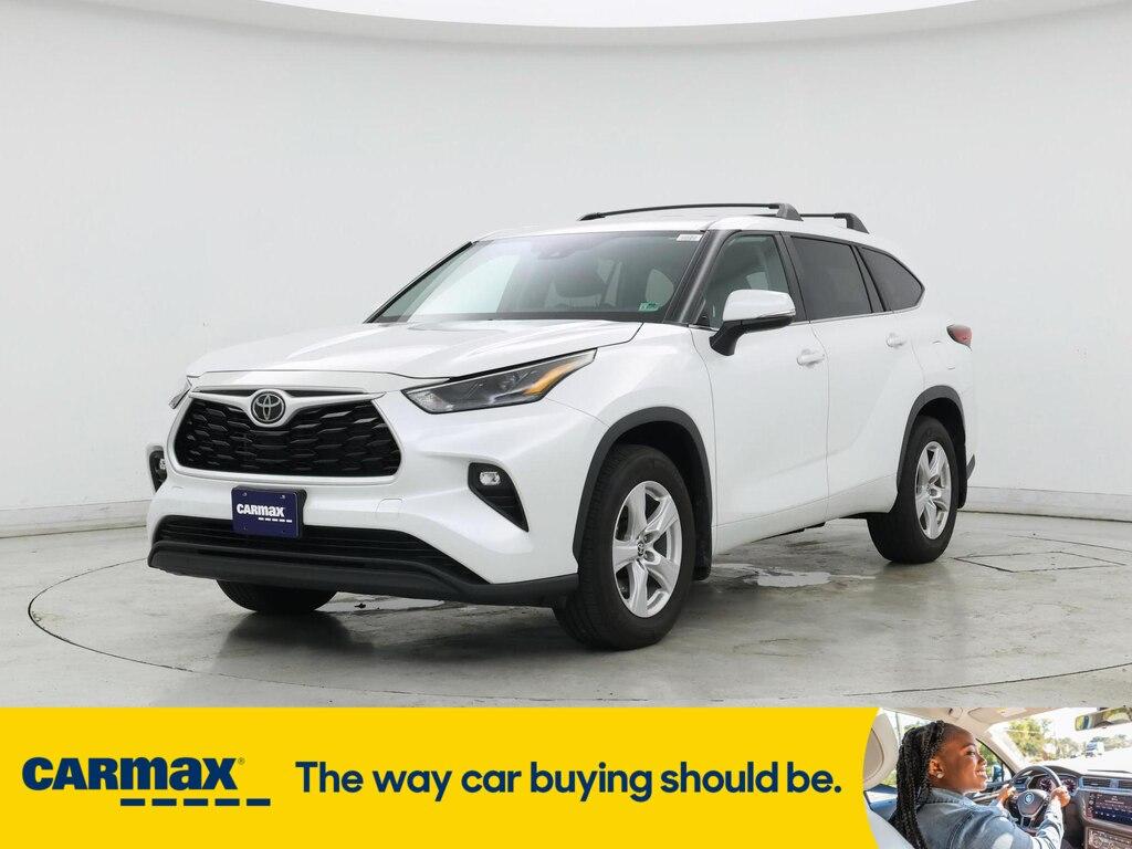 used 2023 Toyota Highlander car, priced at $35,998