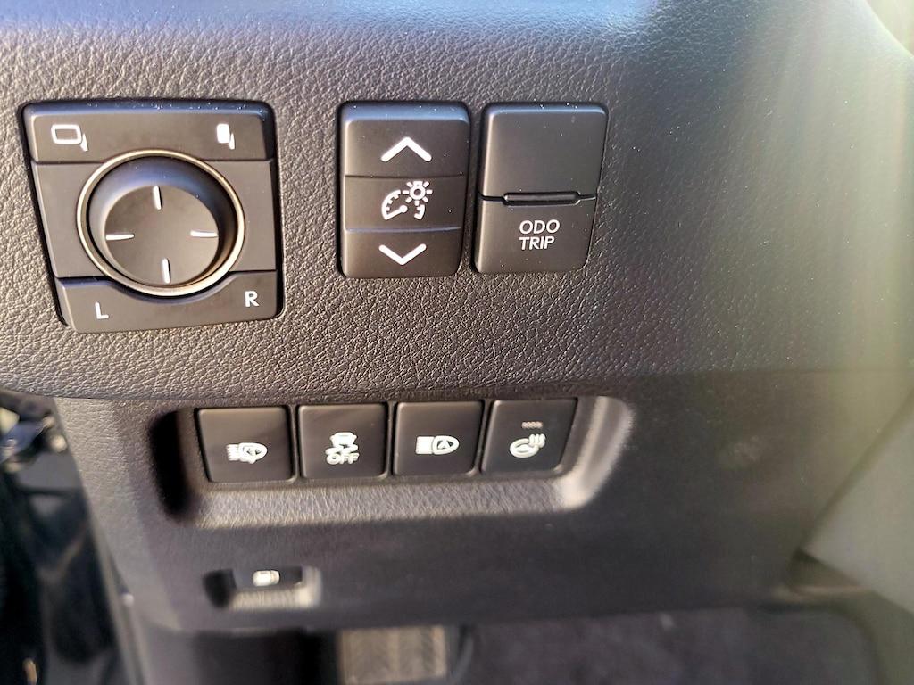 used 2022 Lexus GX 460 car, priced at $52,998