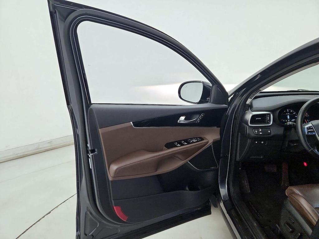 used 2020 Kia Sorento car, priced at $27,998