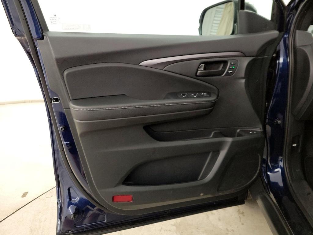 used 2023 Honda Passport car, priced at $33,998