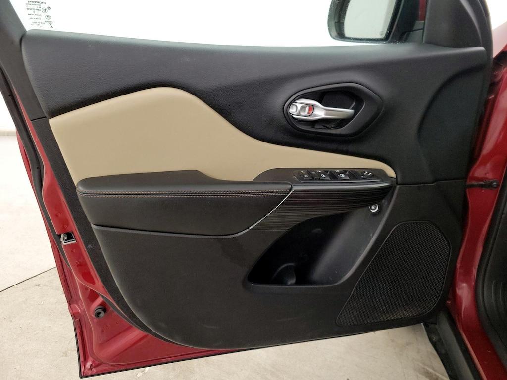 used 2016 Jeep Cherokee car, priced at $15,998