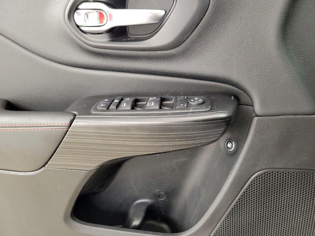 used 2015 Jeep Cherokee car, priced at $16,998