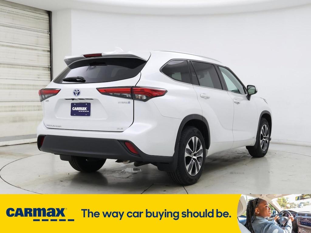 used 2022 Toyota Highlander Hybrid car, priced at $42,998