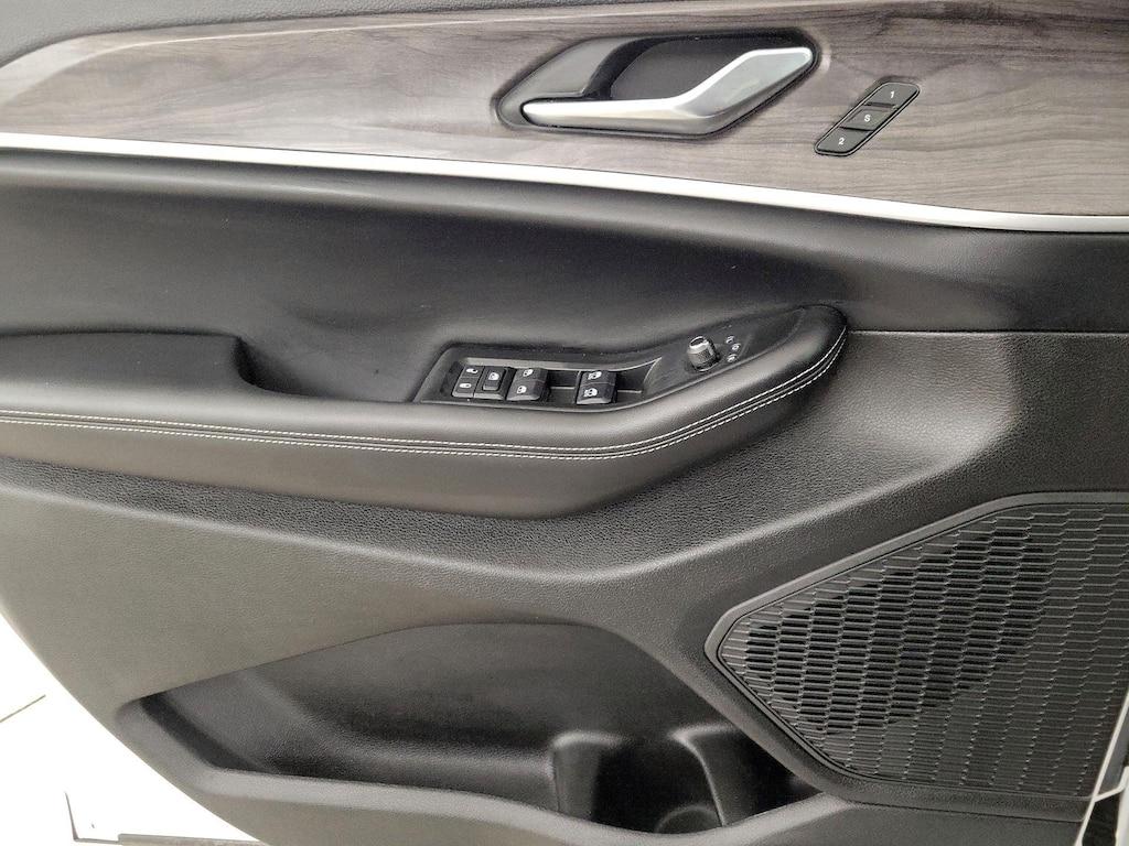 used 2024 Jeep Grand Cherokee car, priced at $44,998