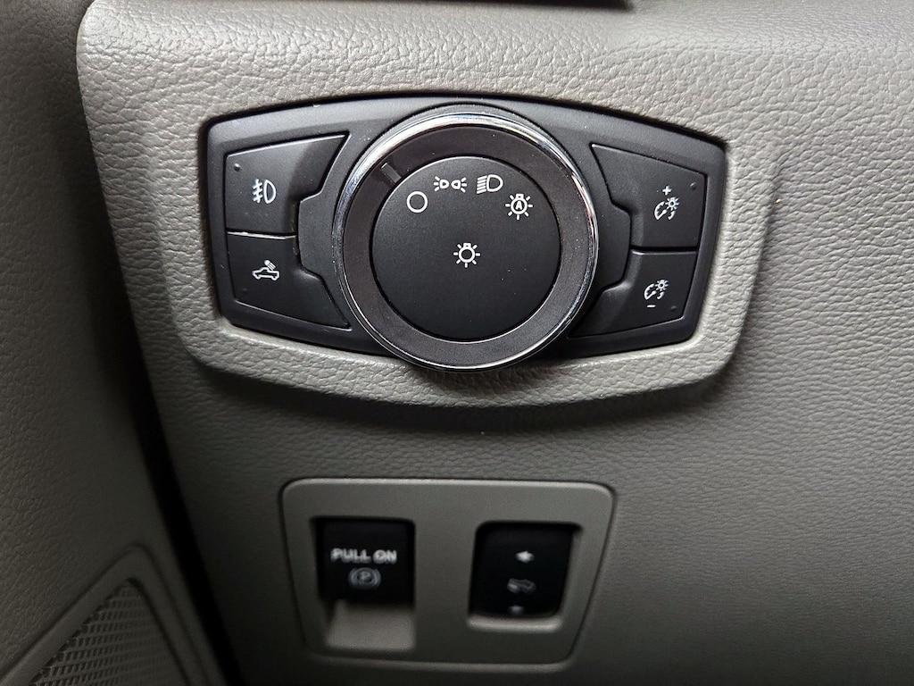 used 2019 Ford F-150 car, priced at $33,998