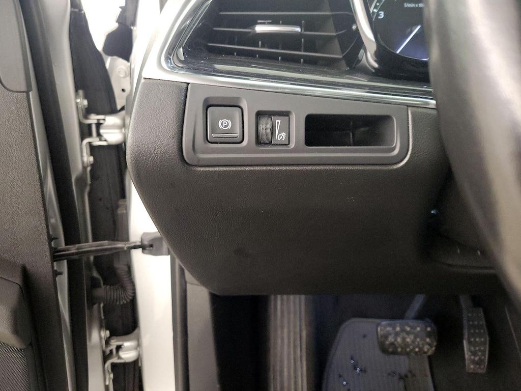 used 2020 Cadillac XT5 car, priced at $21,998