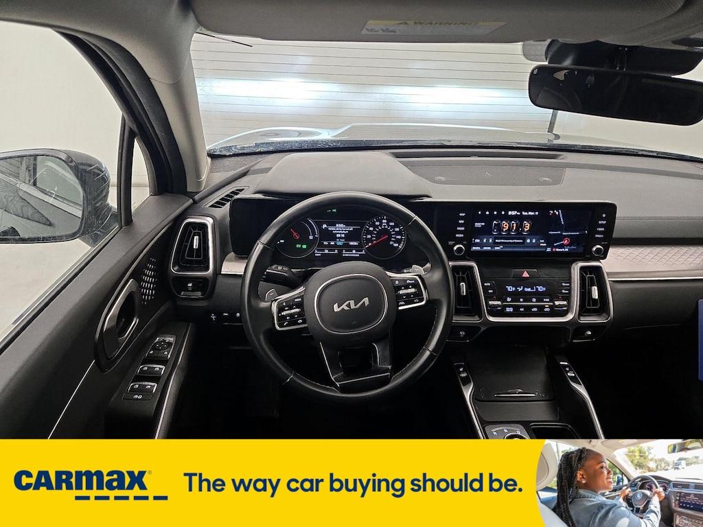 used 2022 Kia Sorento Hybrid car, priced at $29,998