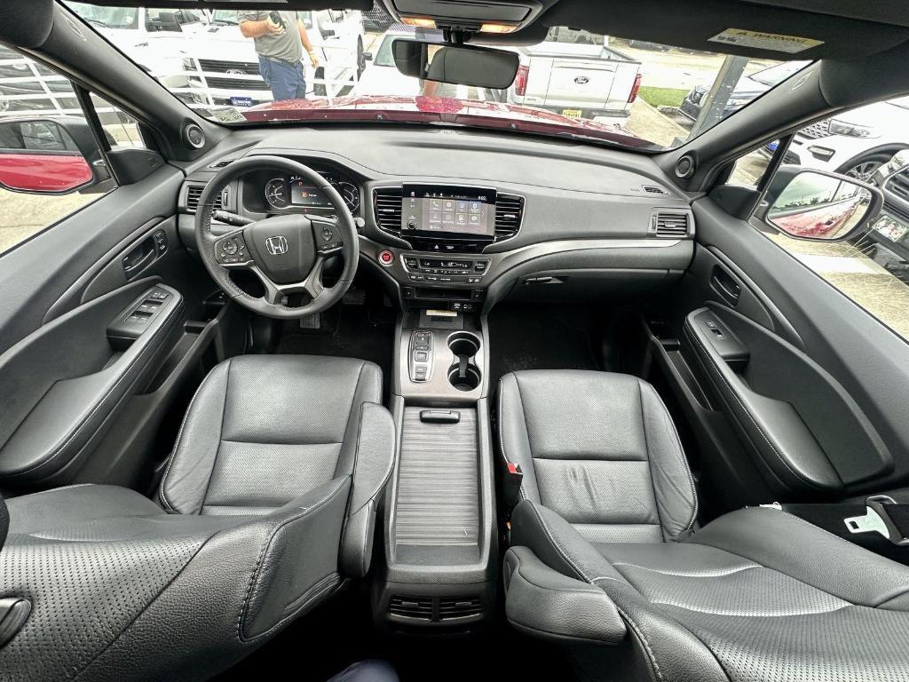 used 2022 Honda Passport car, priced at $27,388