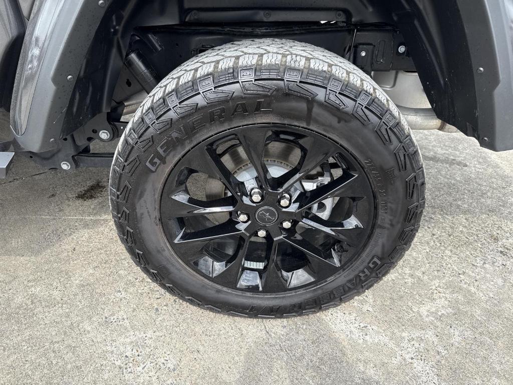 used 2024 Jeep Gladiator car, priced at $39,891
