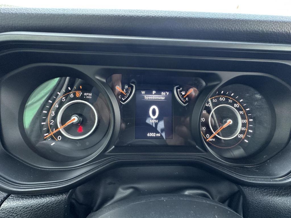 used 2024 Jeep Gladiator car, priced at $37,889