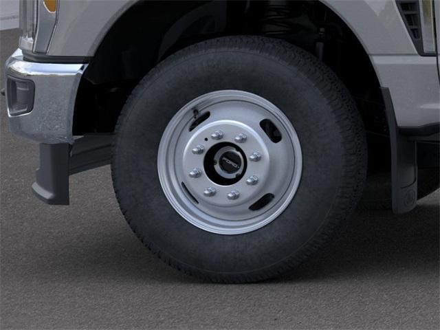 new 2025 Ford F-350 car, priced at $71,710