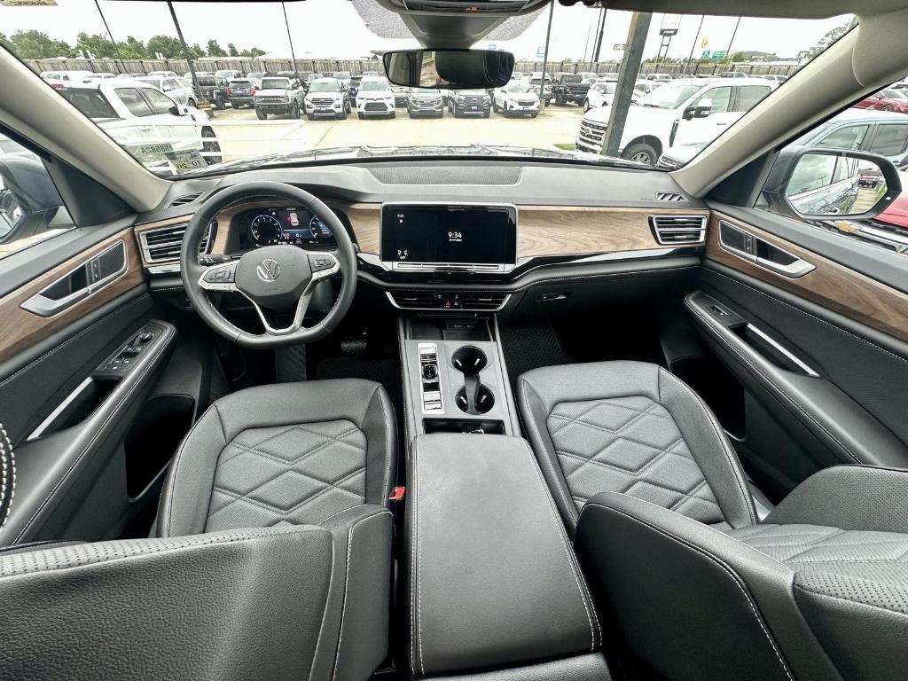 used 2024 Volkswagen Atlas car, priced at $32,871