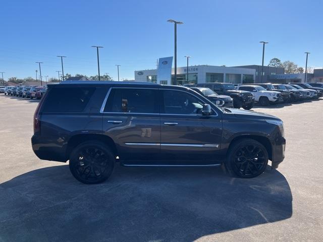 used 2017 Cadillac Escalade car, priced at $26,995