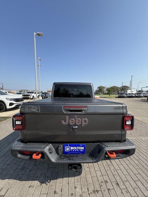 used 2021 Jeep Gladiator car, priced at $37,988