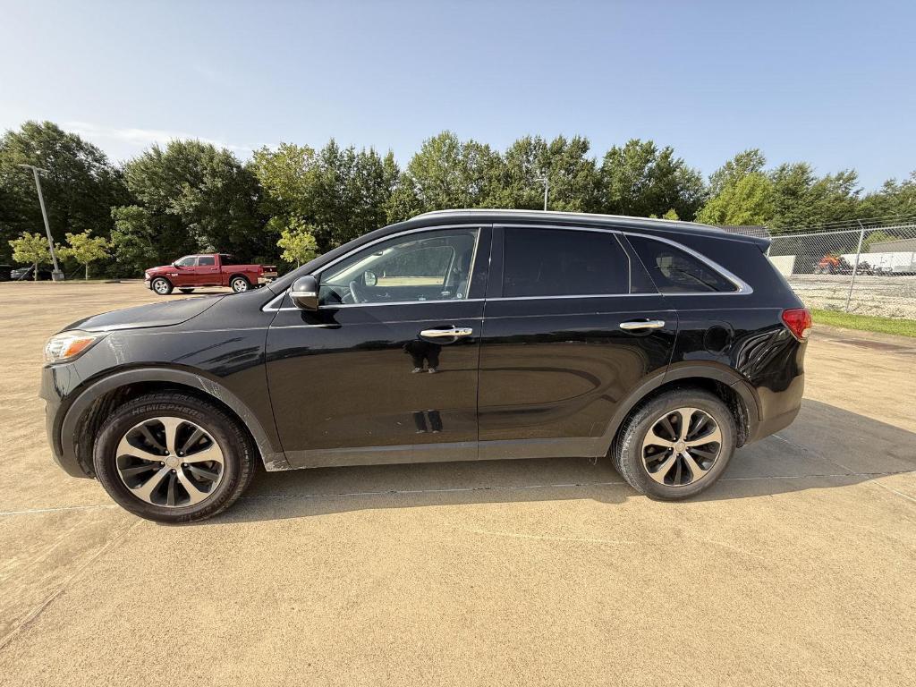 used 2018 Kia Sorento car, priced at $16,479