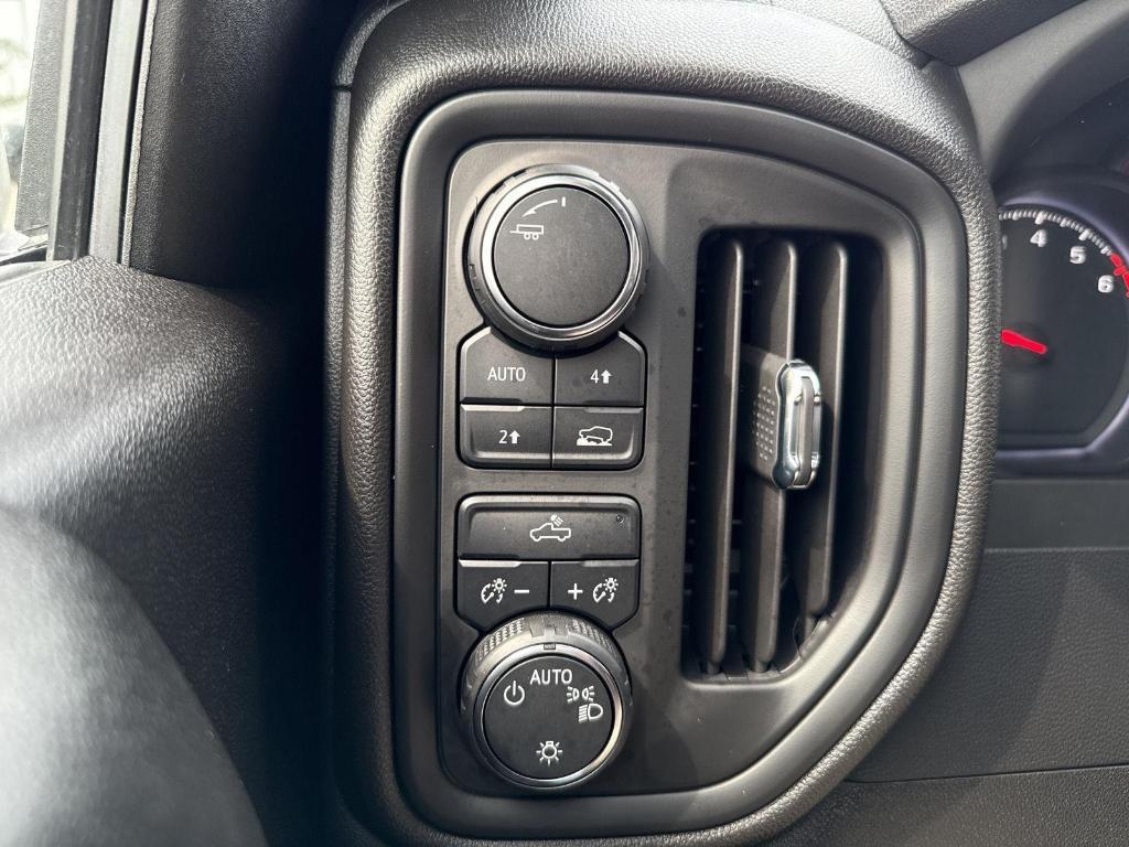 used 2024 Chevrolet Silverado 1500 car, priced at $44,989