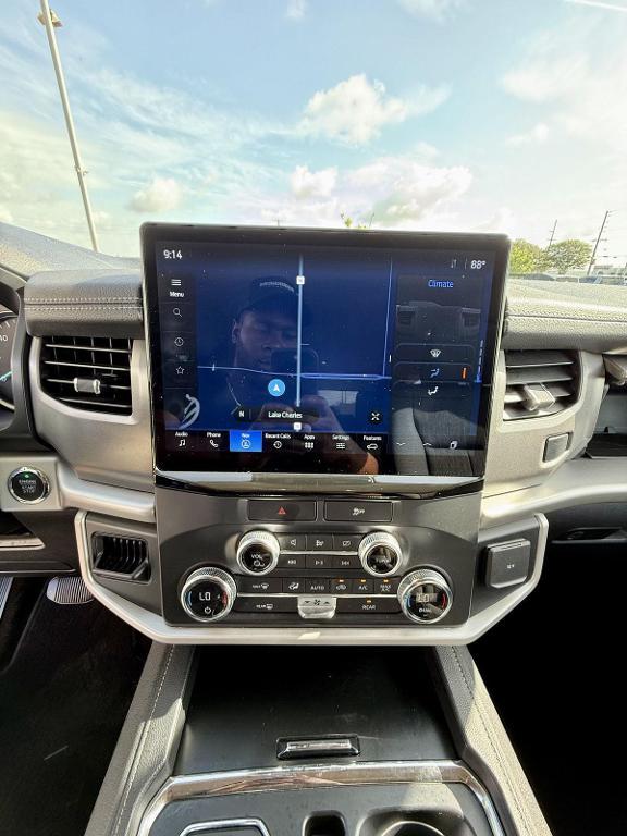 used 2022 Ford Expedition car, priced at $36,779