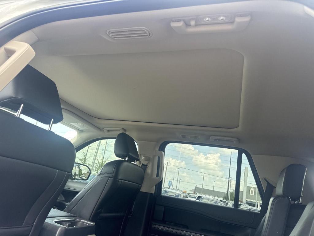 used 2022 Ford Expedition car, priced at $42,900