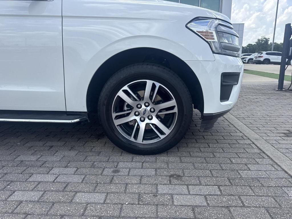 used 2022 Ford Expedition car, priced at $42,900