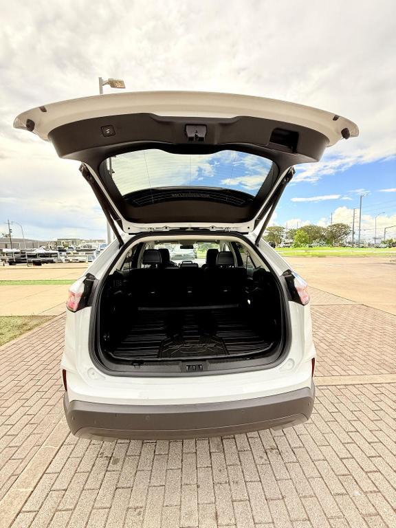 used 2024 Ford Edge car, priced at $27,159