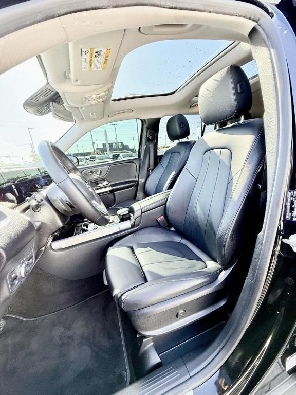 used 2022 Mercedes-Benz GLB 250 car, priced at $31,750