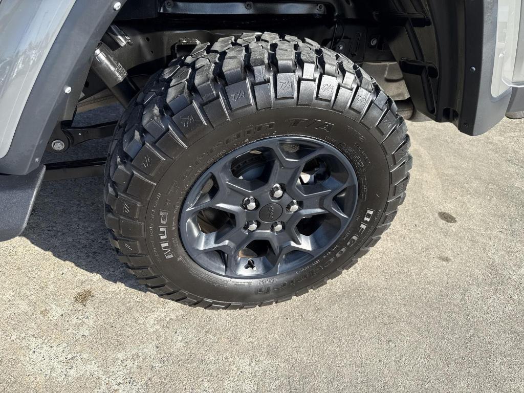 used 2023 Jeep Gladiator car, priced at $36,990