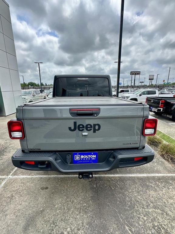 used 2023 Jeep Gladiator car, priced at $35,771