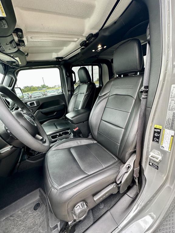 used 2023 Jeep Gladiator car, priced at $35,771