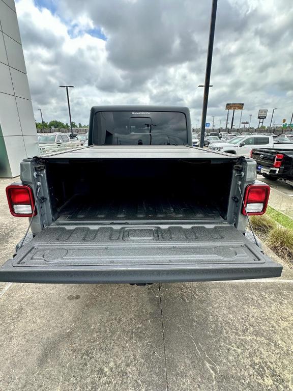 used 2023 Jeep Gladiator car, priced at $35,771