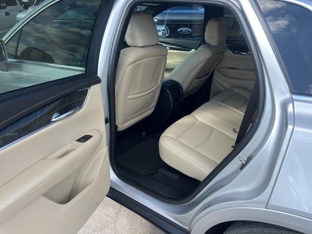 used 2019 Cadillac XT5 car, priced at $21,134