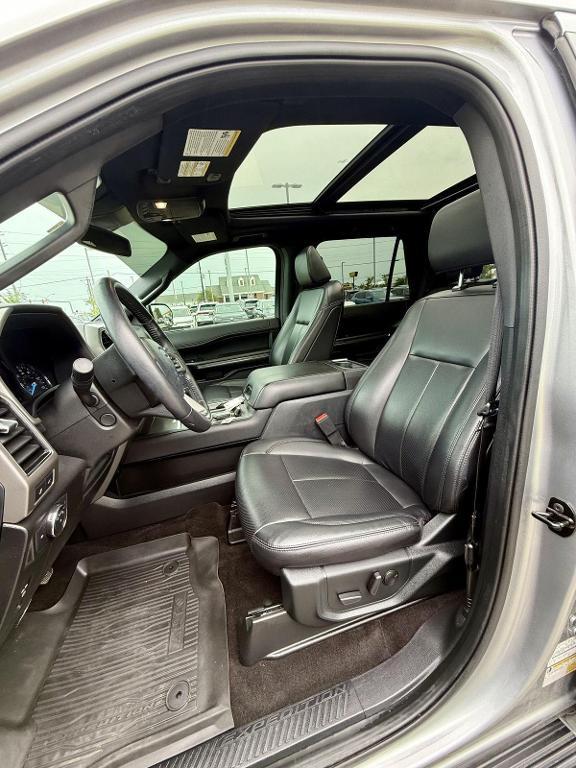used 2021 Ford Expedition car, priced at $30,711