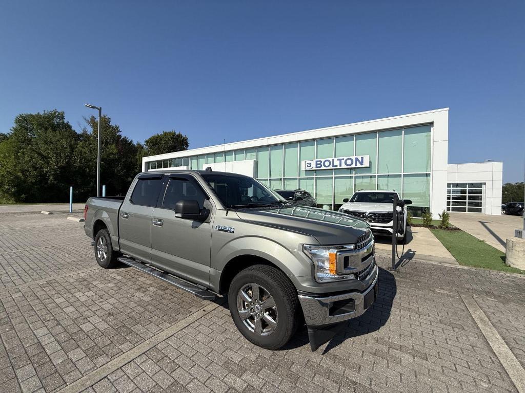 used 2020 Ford F-150 car, priced at $25,000