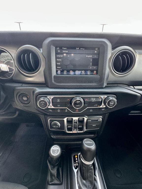 used 2023 Jeep Gladiator car, priced at $33,498