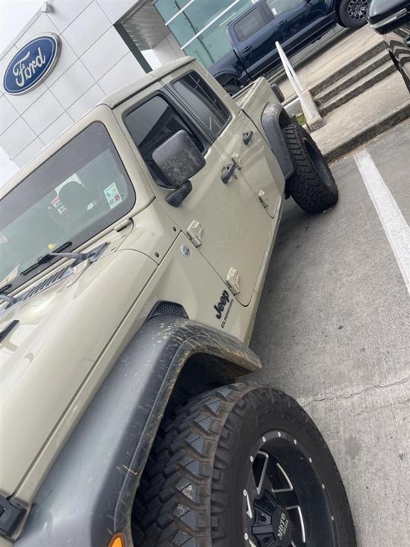 used 2020 Jeep Gladiator car, priced at $24,550