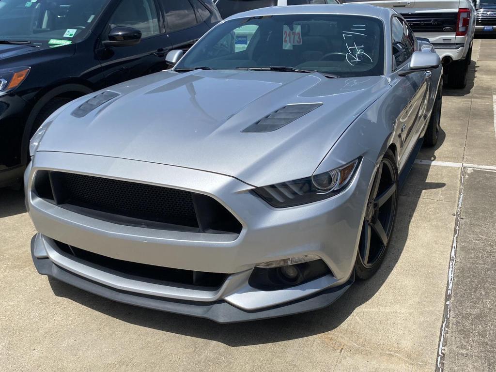 used 2015 Ford Mustang car