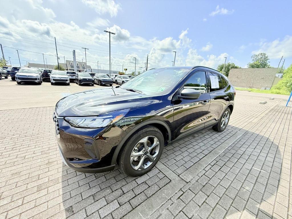 used 2025 Ford Escape car, priced at $27,988