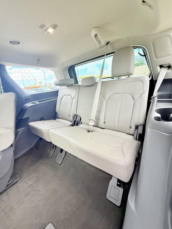 used 2021 Ford Expedition car, priced at $40,925