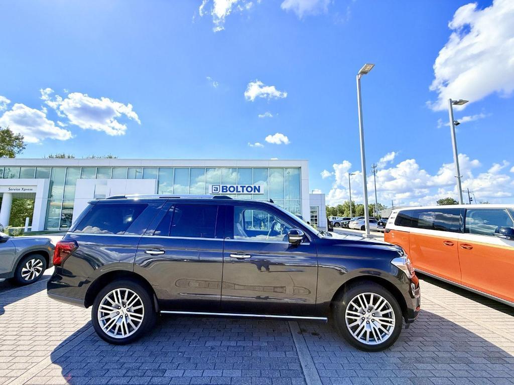 used 2023 Ford Expedition car, priced at $55,998