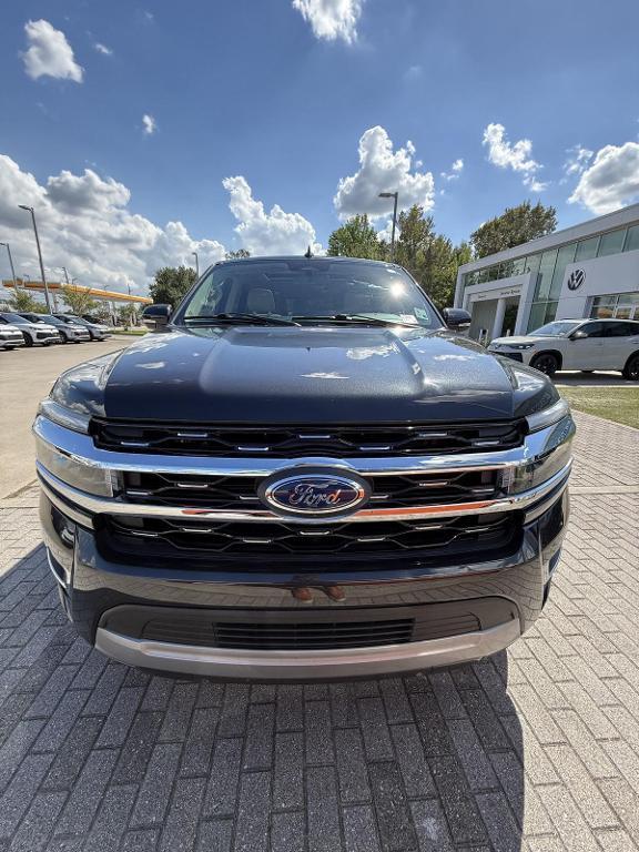 used 2023 Ford Expedition car, priced at $55,998